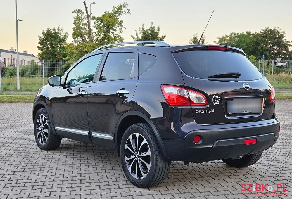 2011' Nissan Qashqai 2.0 4X4 Tekna Pack photo #3