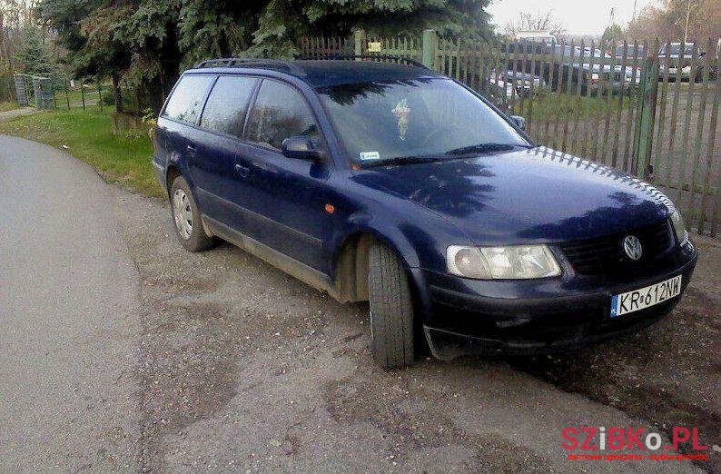 1998' Volkswagen Passat photo #1