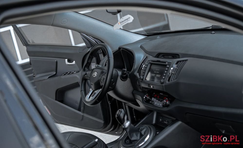 2012' Kia Sportage 2.0 Crdi L photo #6