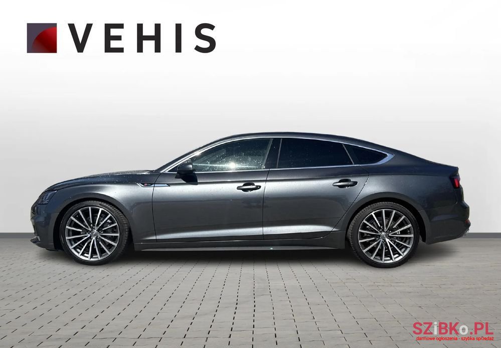 2019' Audi A5 S Tronic photo #2