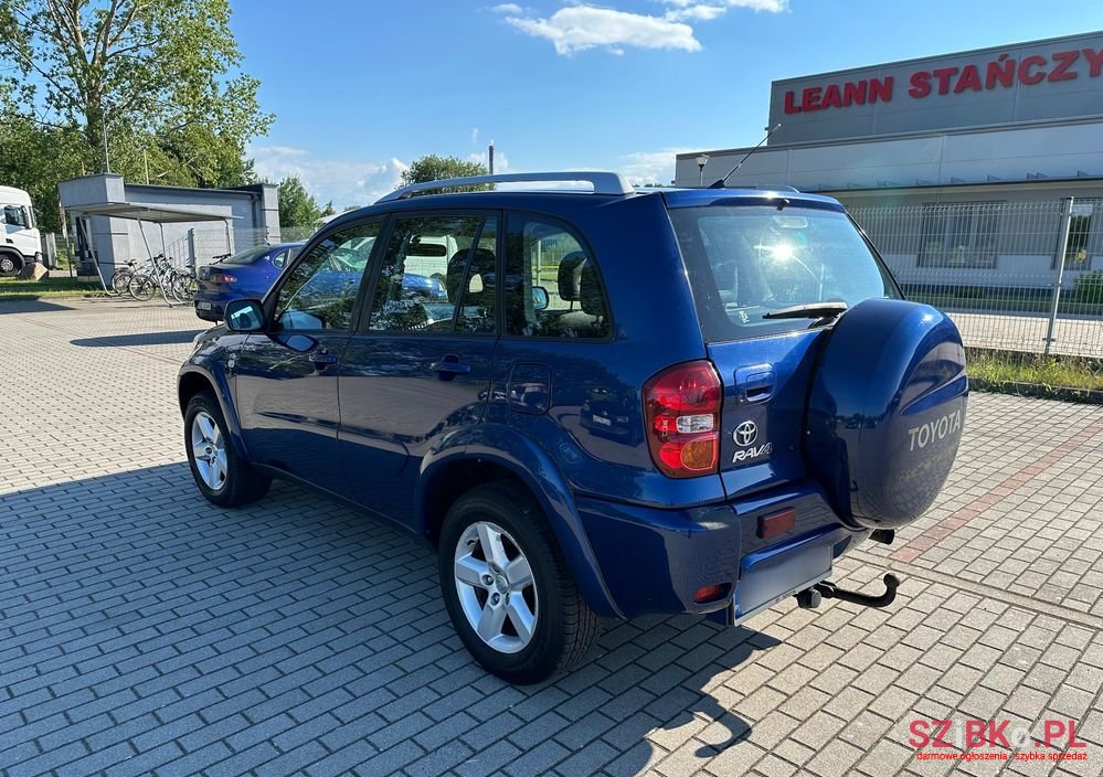 2004' Toyota RAV4 2.0 D-4D 4X4 photo #4