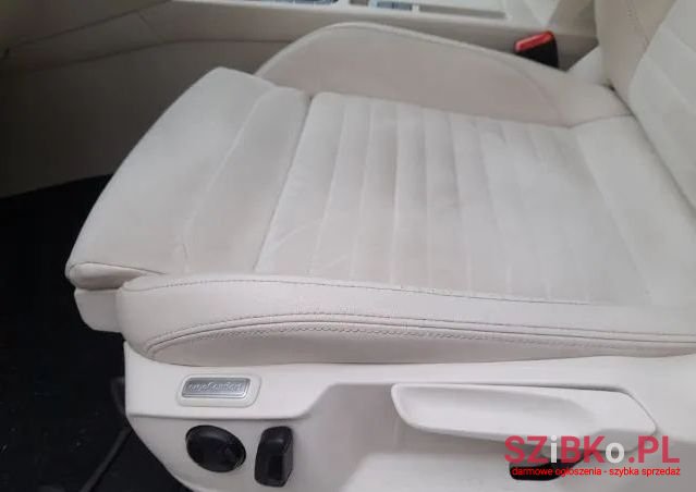 2016' Volkswagen Passat photo #4