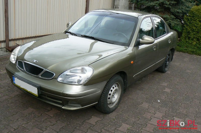 2000' Daewoo Nubira photo #1