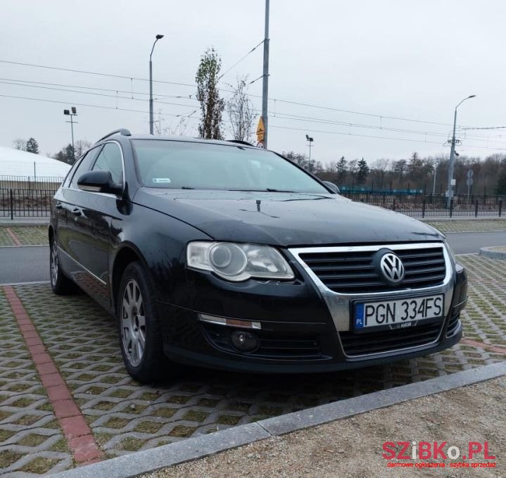 2007' Volkswagen Passat photo #6