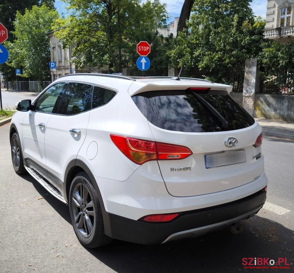 2015' Hyundai Santa Fe photo #5