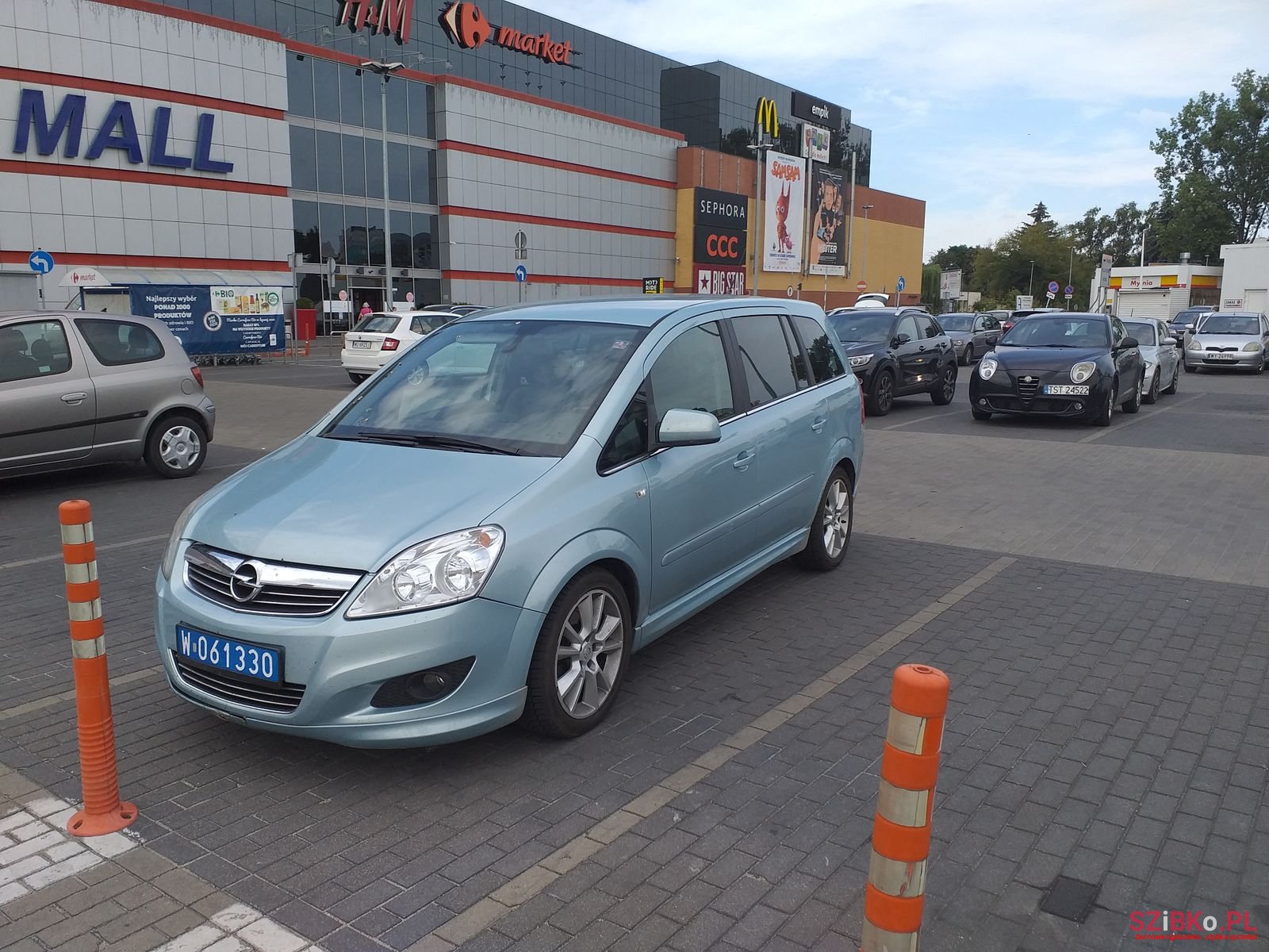 2010' Opel Zafira photo #2