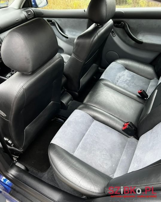 1999' SEAT Toledo photo #5