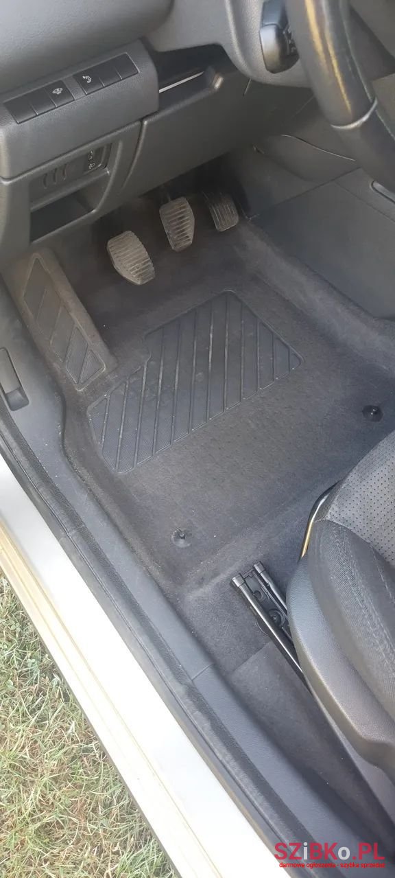 2010' Peugeot 3008 photo #6