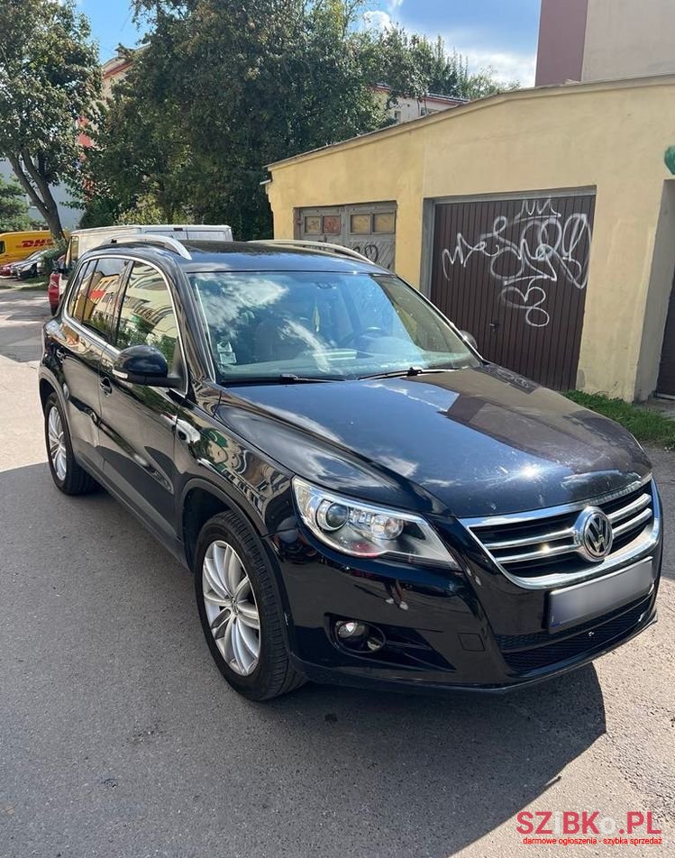 2008' Volkswagen Tiguan photo #3