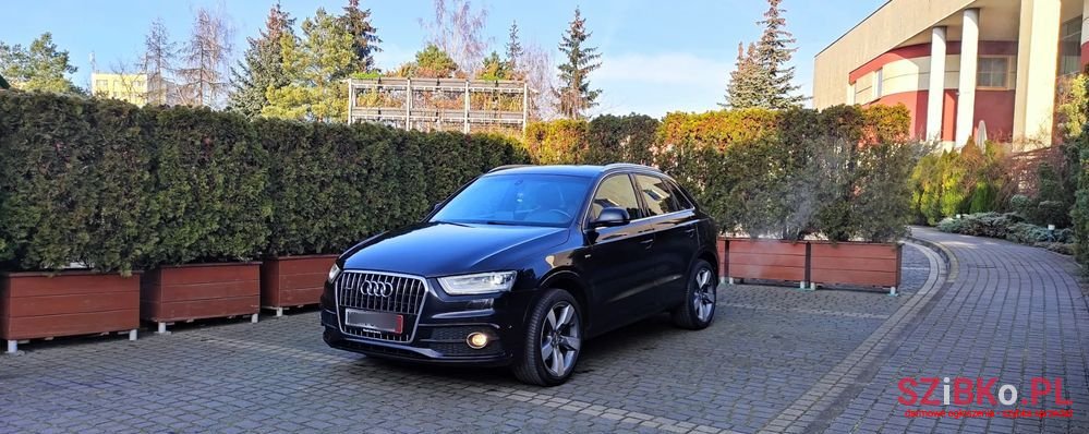 2013' Audi Q3 S Tronic photo #2