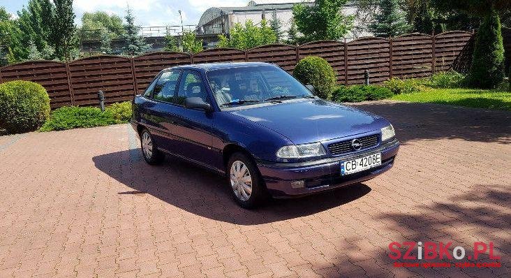 1996' Opel Astra photo #2