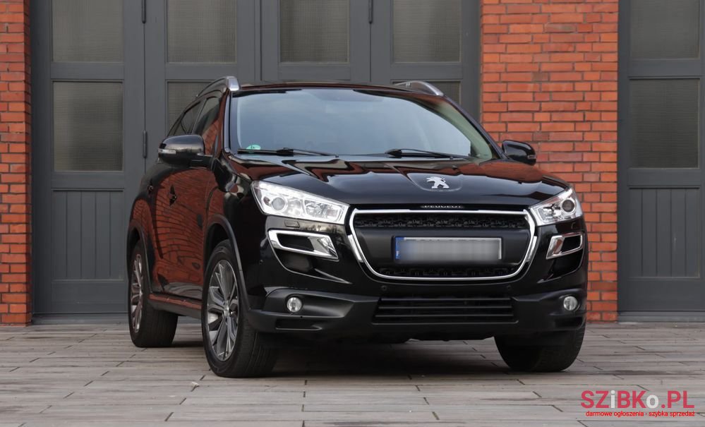 2013' Peugeot 4008 photo #6
