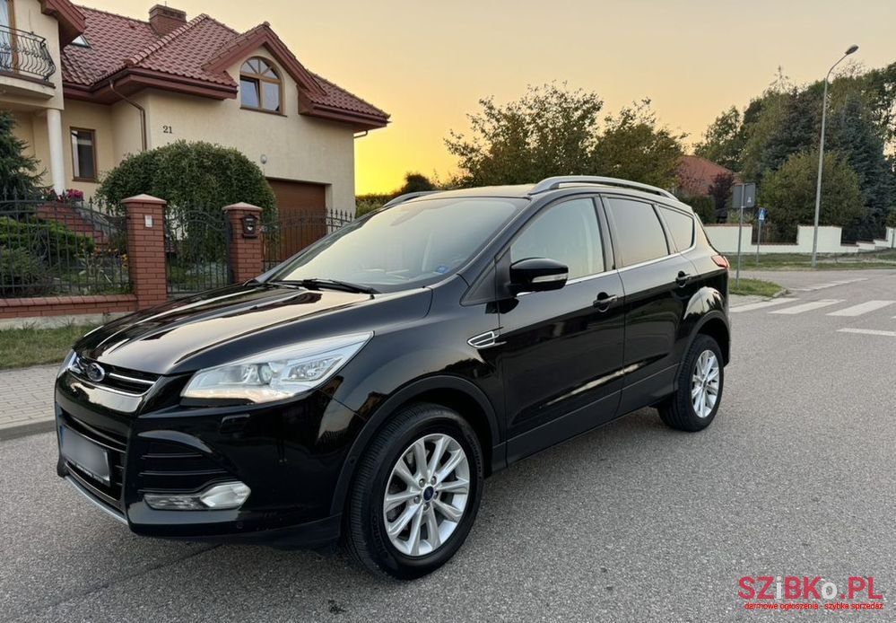 2015' Ford Kuga 2.0 Tdci 2X4 Titanium photo #1