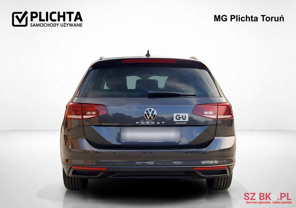 2022' Volkswagen Passat Variant photo #4