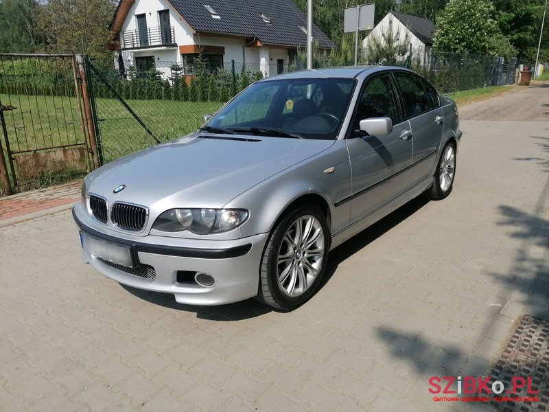 2004' BMW 3 Series photo #2