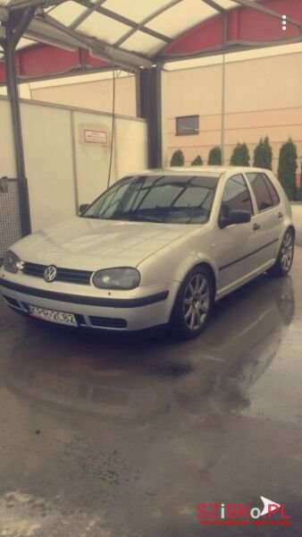 2000' Volkswagen Golf photo #4
