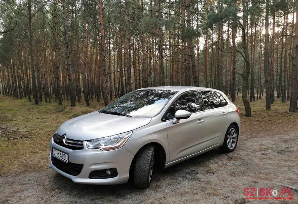 2012' Citroen C4 photo #6