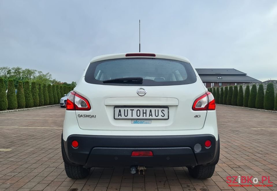 2011' Nissan Qashqai photo #4