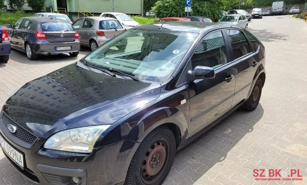 2006' Ford Focus photo #2