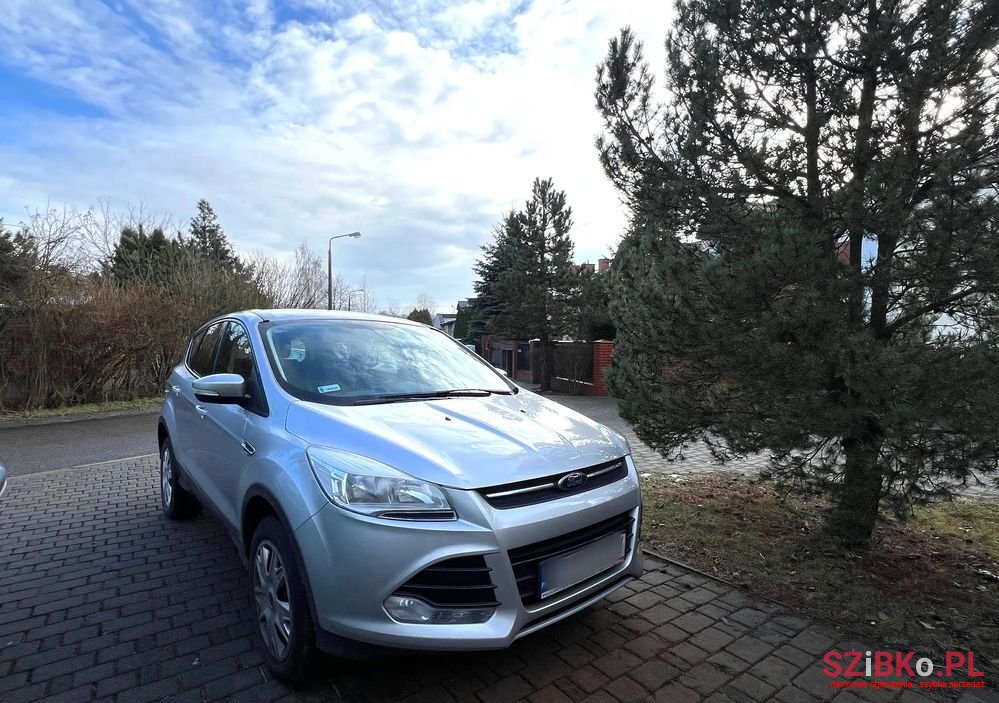 2013' Ford Kuga 2.0 Tdci 4Wd Trend photo #2