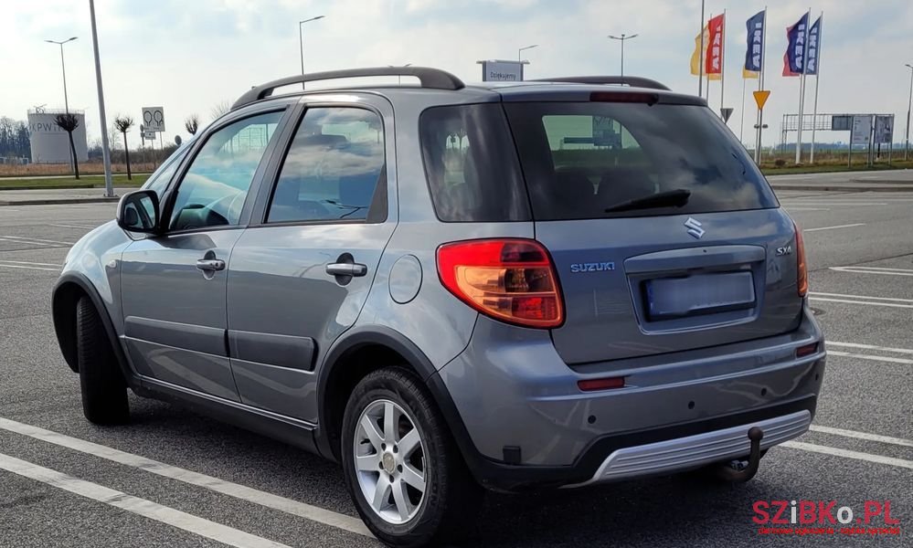 2008' Suzuki SX4 1.6 Gs / Premium photo #3