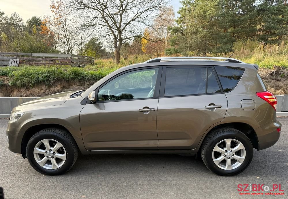 2010' Toyota RAV4 2.0 Vvt-I Premium photo #5