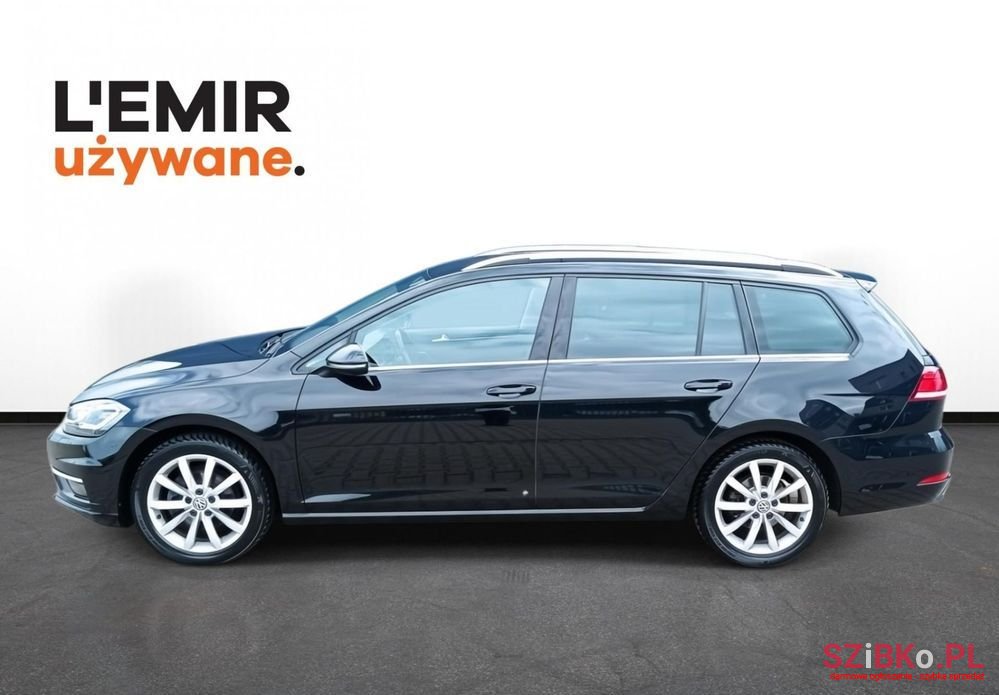 2019' Volkswagen Golf photo #4