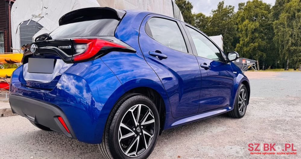 2021' Toyota Yaris Hybrid 1.5 Active photo #6