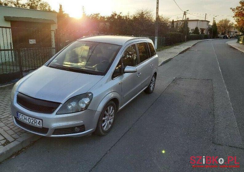 2008' Opel Zafira photo #1