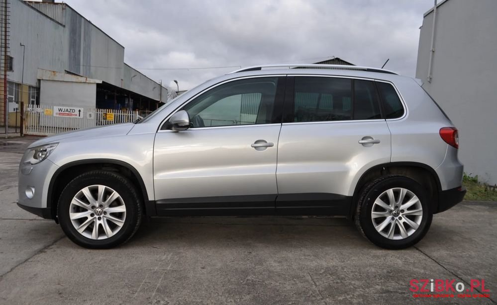 2008' Volkswagen Tiguan photo #3