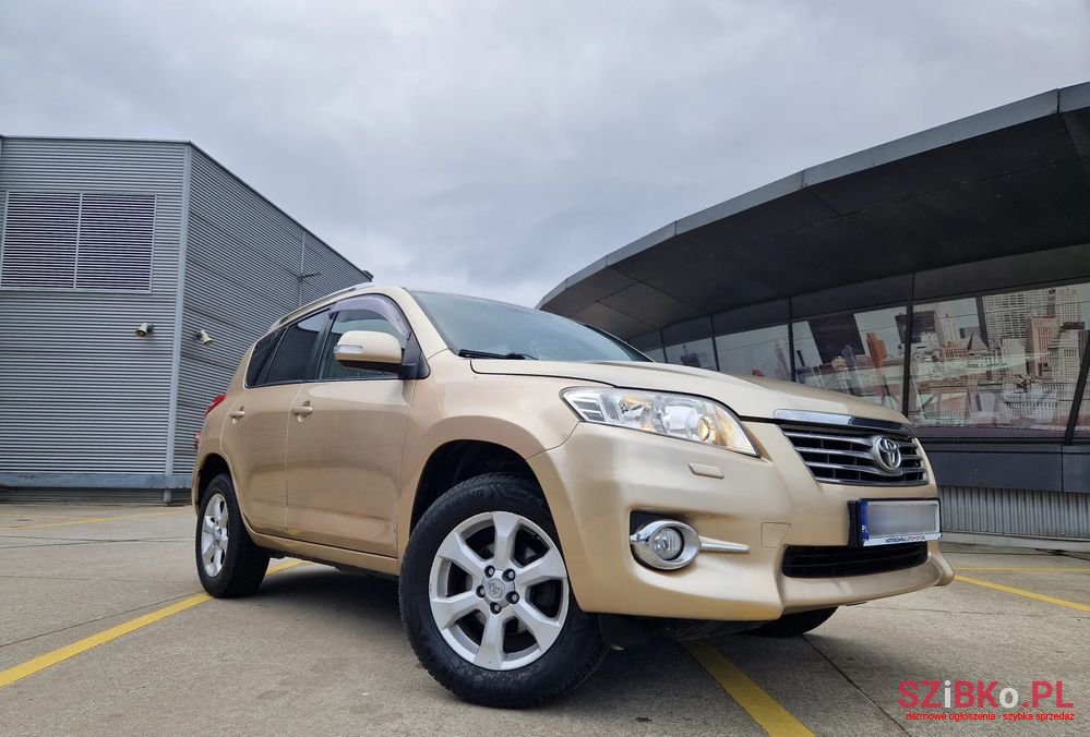 2010' Toyota RAV4 photo #1