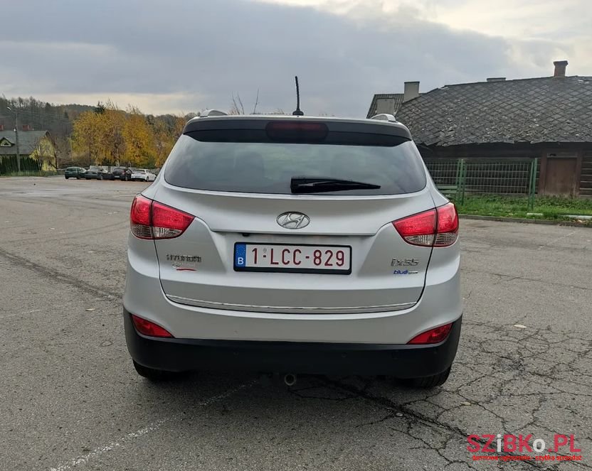 2011' Hyundai ix35 photo #4