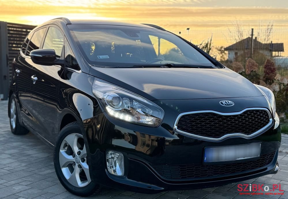 2014' Kia Carens photo #1
