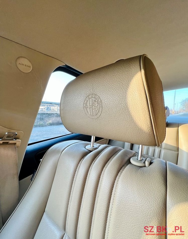 2007' Alfa Romeo 159 photo #5