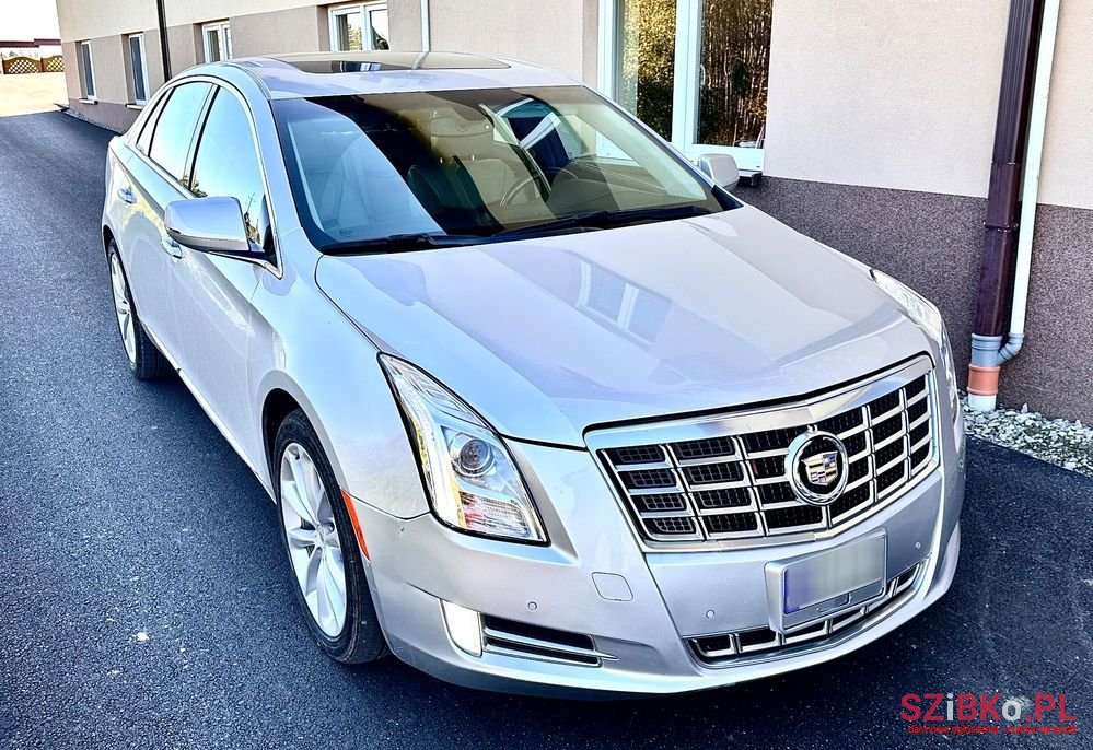2013' Cadillac XTS photo #4