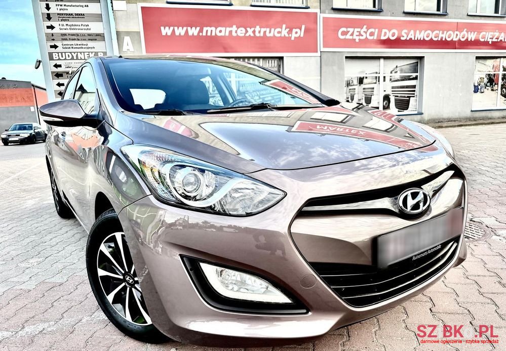 2013' Hyundai i30 1.4 Premium photo #1