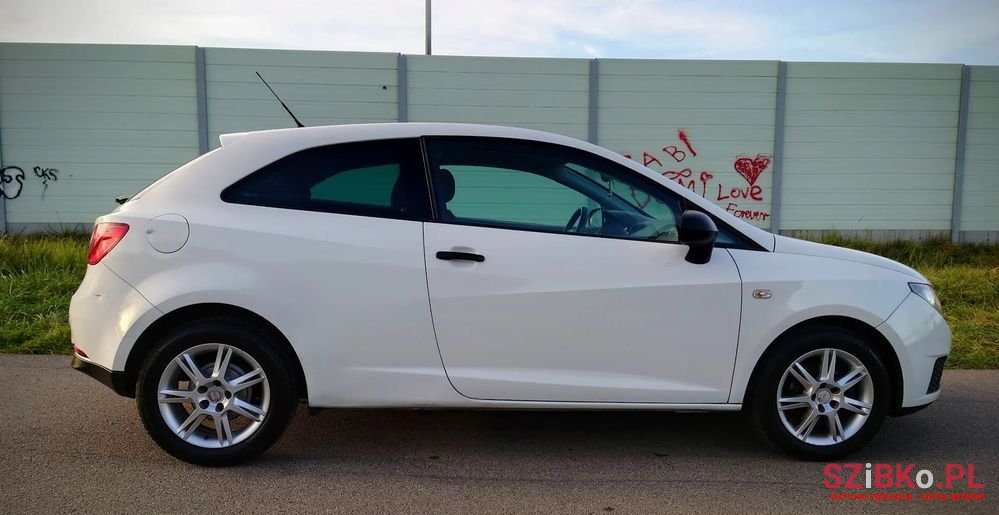 2008' SEAT Ibiza photo #2