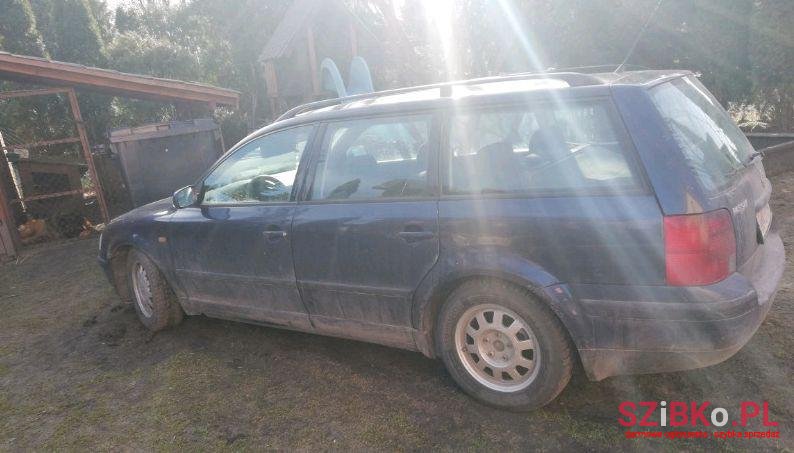 1997' Volkswagen Passat photo #1