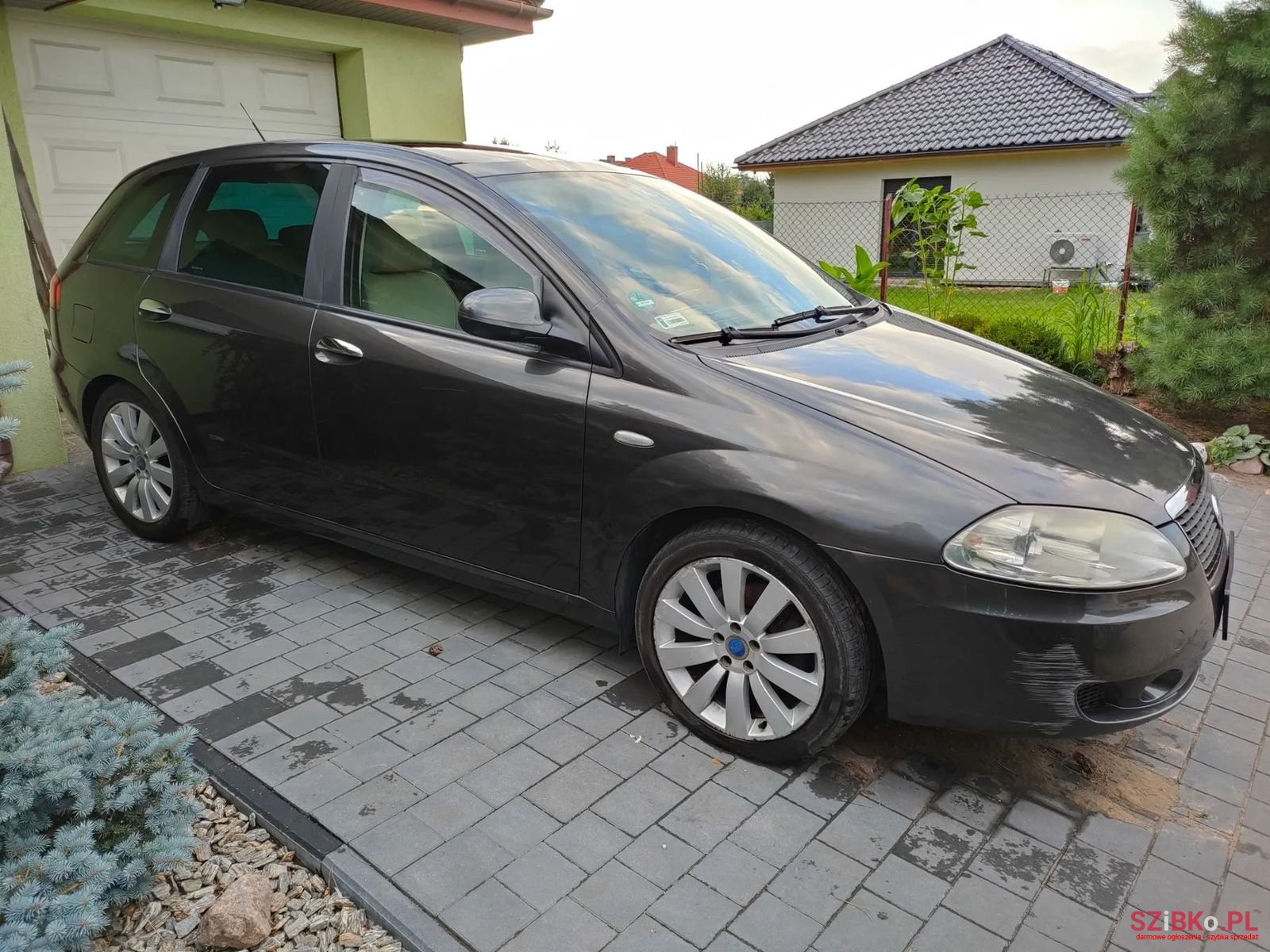 2005' Fiat Croma photo #3