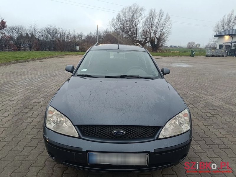 2002' Ford Mondeo 2.0 Tddi Ambiente photo #4