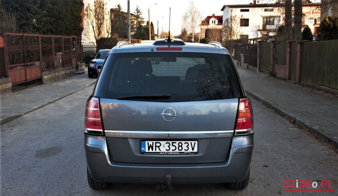 2005' Opel Zafira photo #3