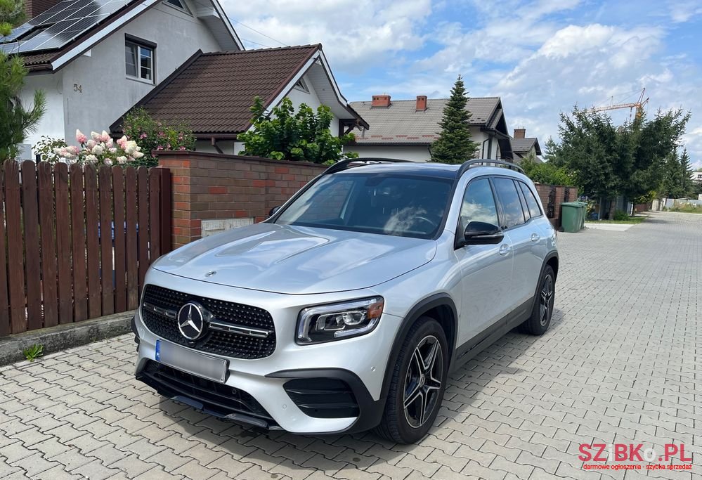 2022' Mercedes-Benz GLB photo #1