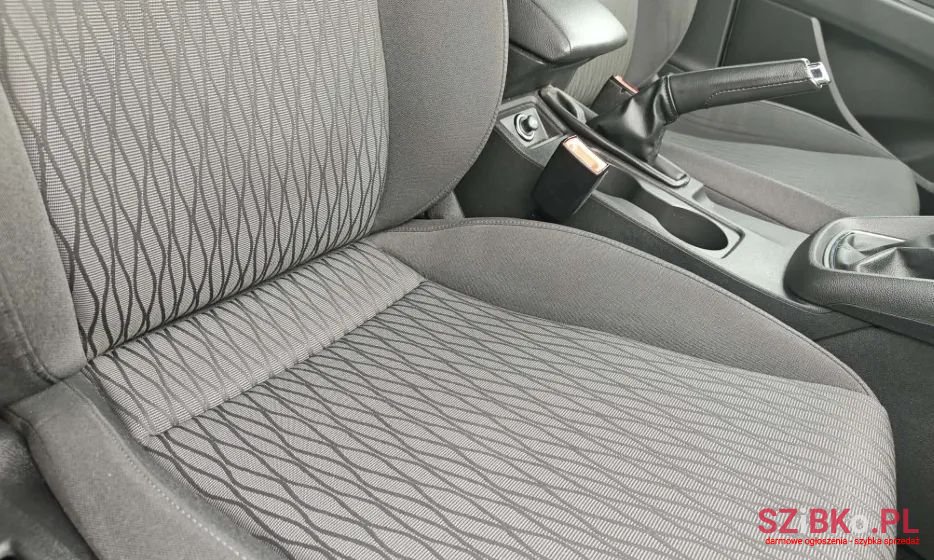 2014' SEAT Leon photo #5