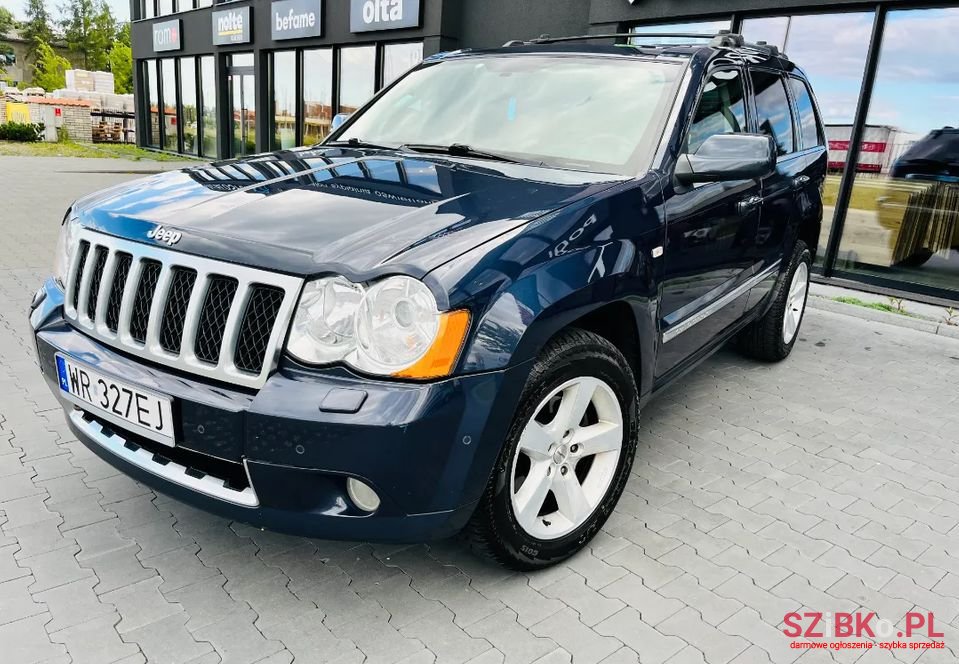 2008' Jeep Grand Cherokee photo #2