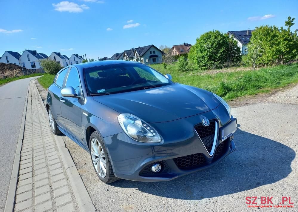 2016' Alfa Romeo Giulietta 1.4 Tb Super photo #1