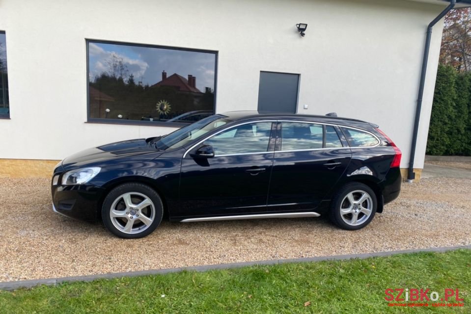 2011' Volvo V60 photo #3