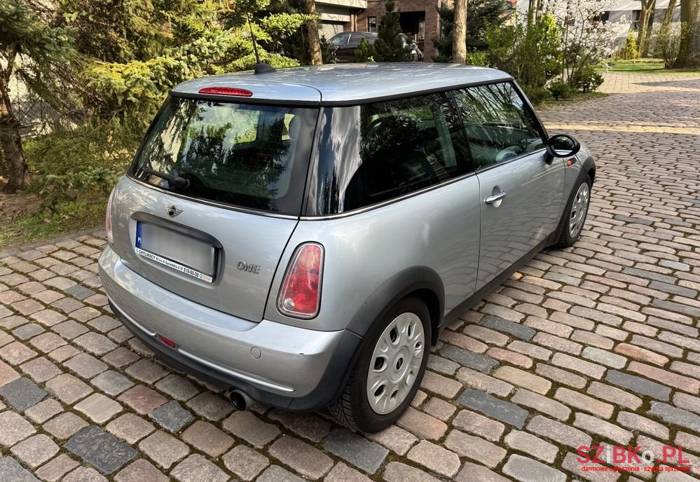2004' MINI One photo #3