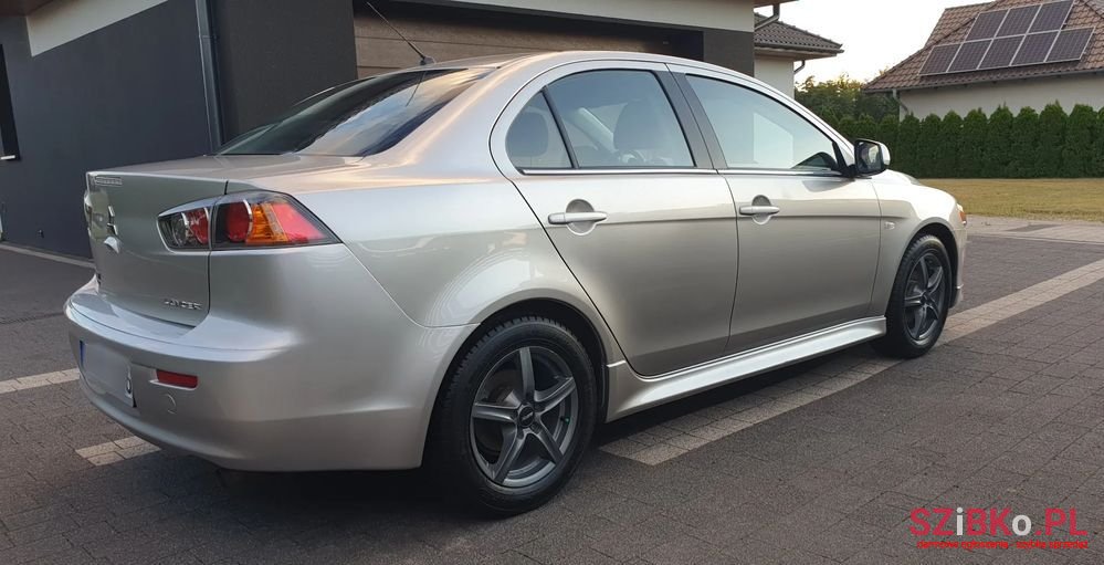 2015' Mitsubishi Lancer photo #4