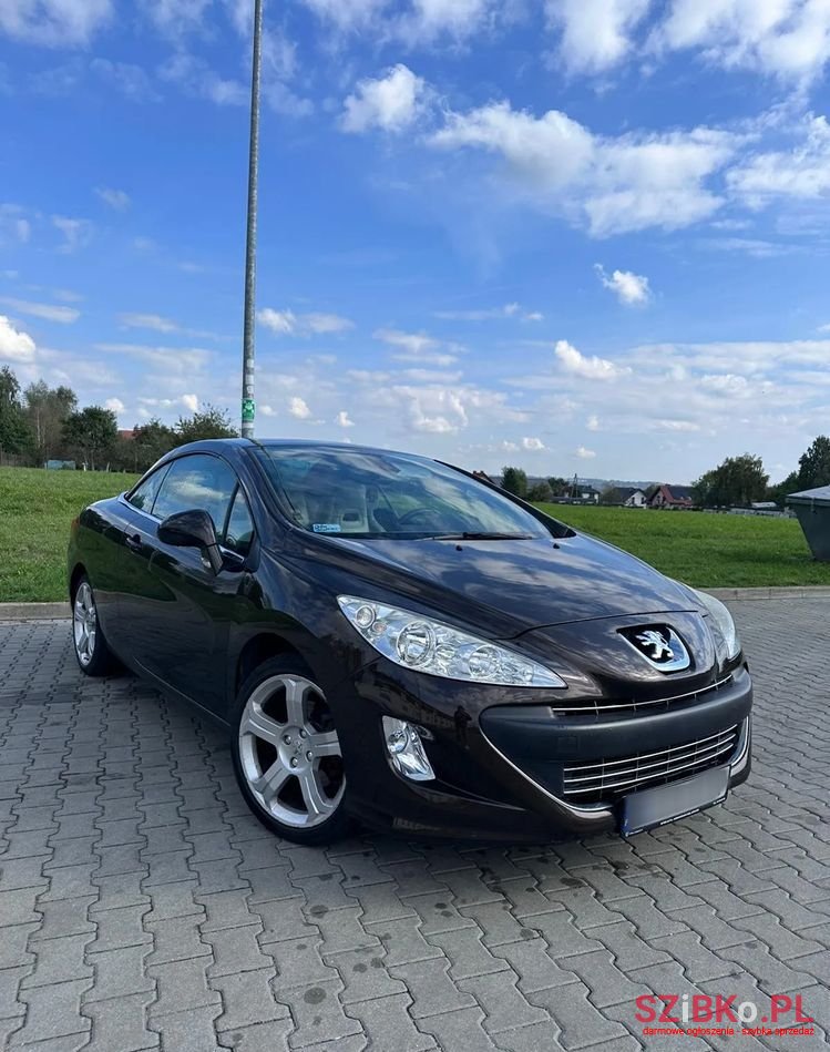 2010' Peugeot 308 1.6 Thp Sport Pack photo #3