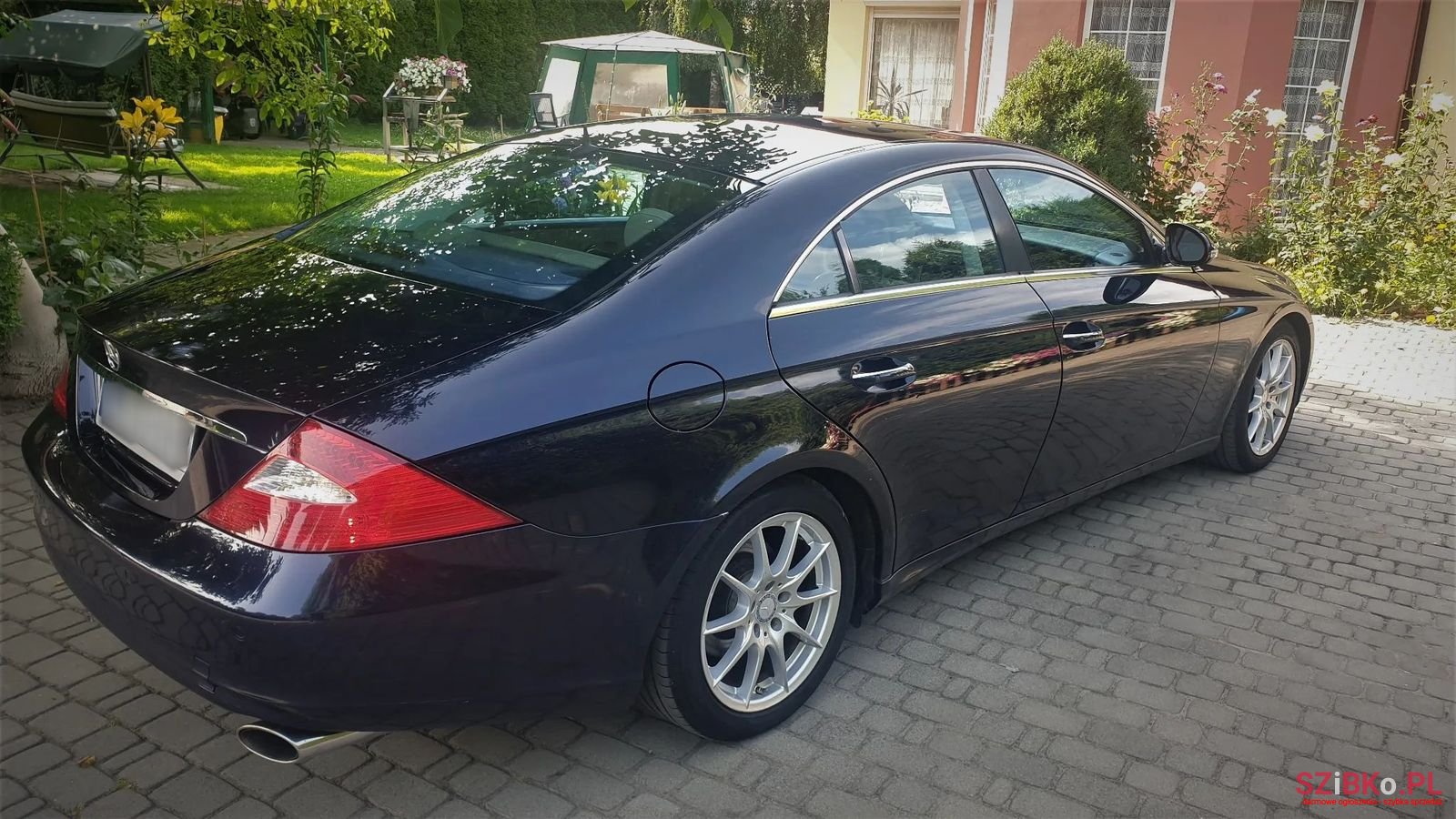 2004' Mercedes-Benz CLS photo #5